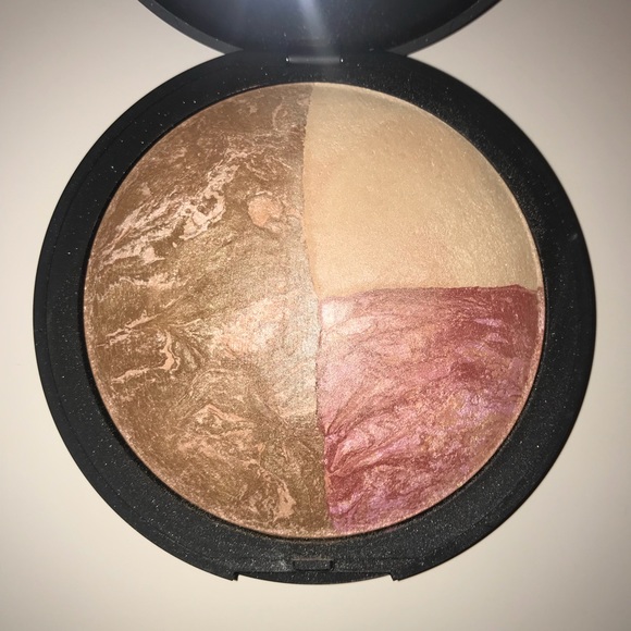 Laura Geller Other - LAURA GELLER HIGHLIGHT/CONTOUR